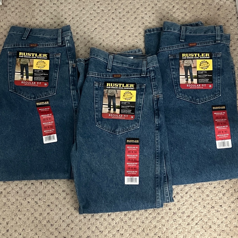 NWT Rustler Men's Relaxed Fit Denim Jeans Size 35x30